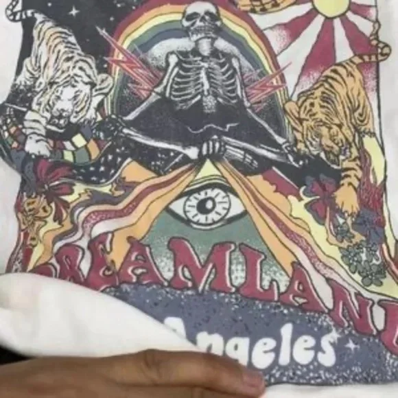 SOLD OUT She’s A Rainbow Dreamland White Graphic Tee - Picture 4 of 4